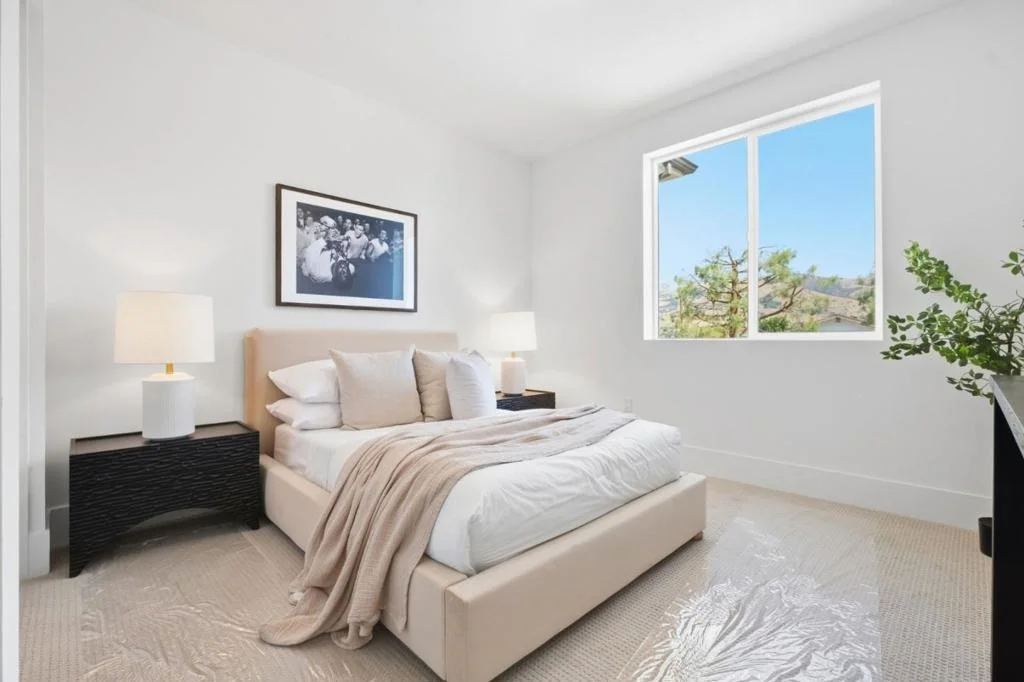 Photo of 4115 Loganberry Drive
