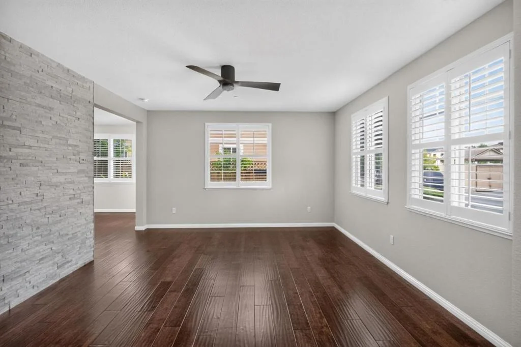 Photo of 100 Castle Ridge Way