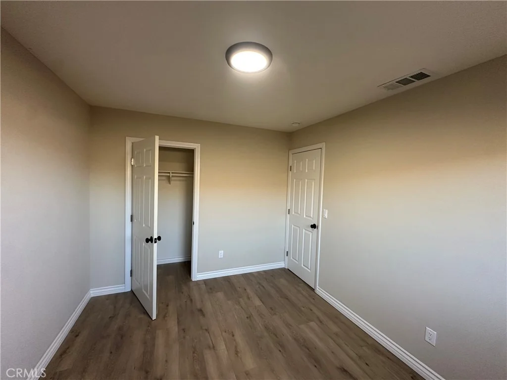 Photo of 560 W 10th Street