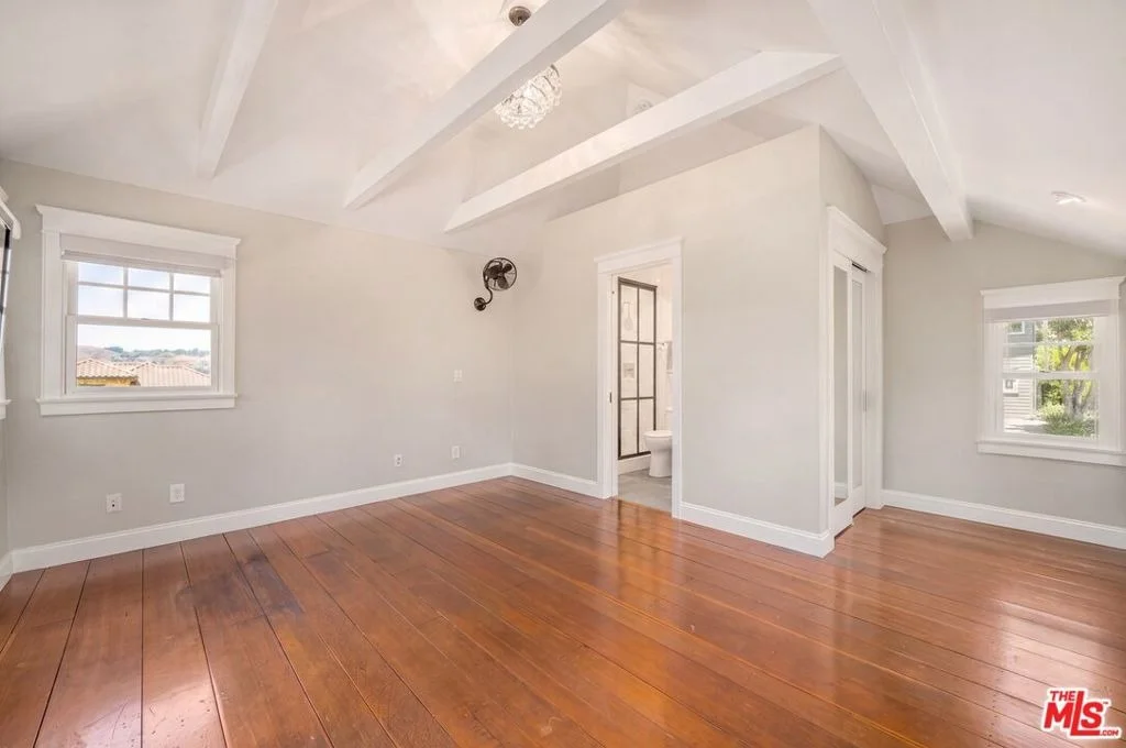 Photo of 10 Holster Lane