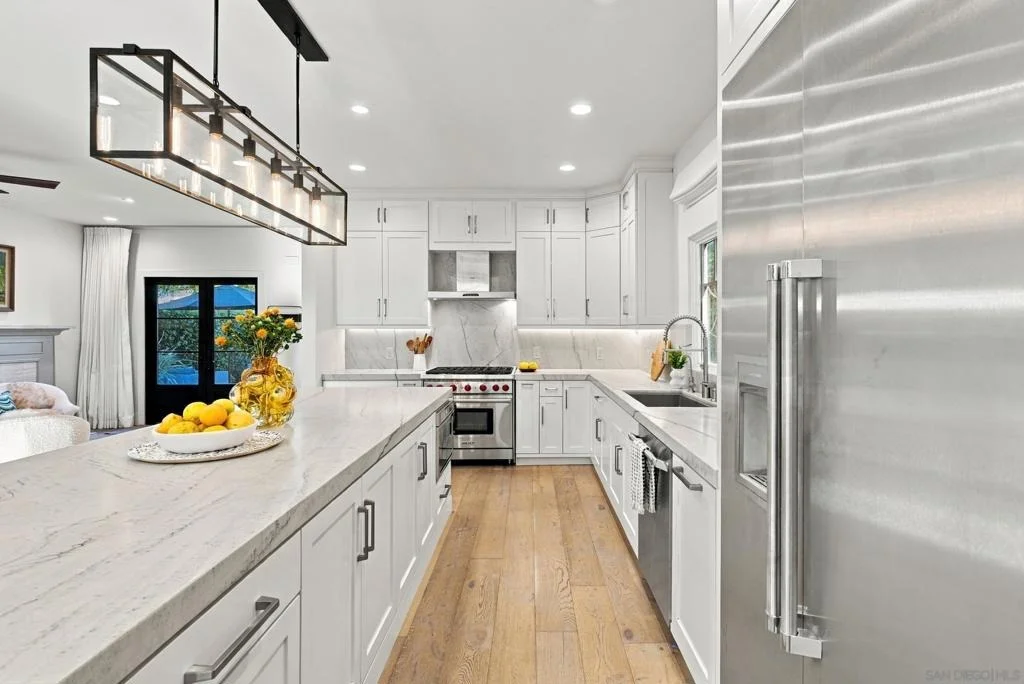 Photo of 5518 Bellevue Ave