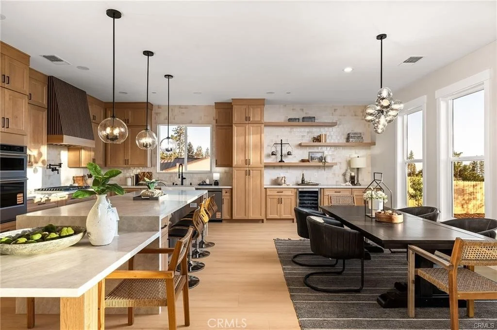 Photo of 5399 Harrison