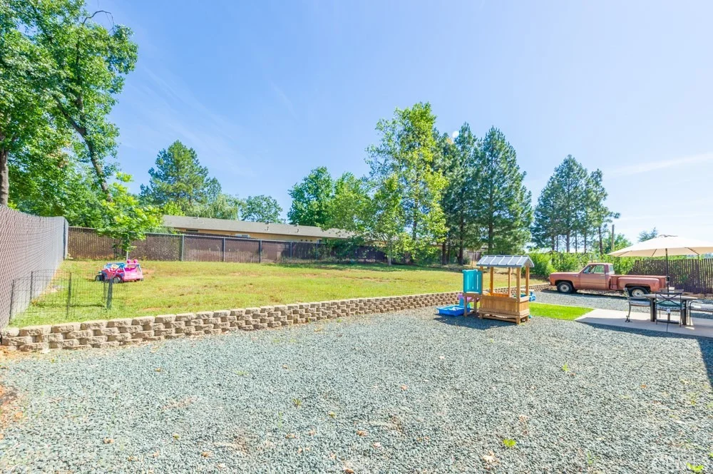 Photo of 1483 E Dottie