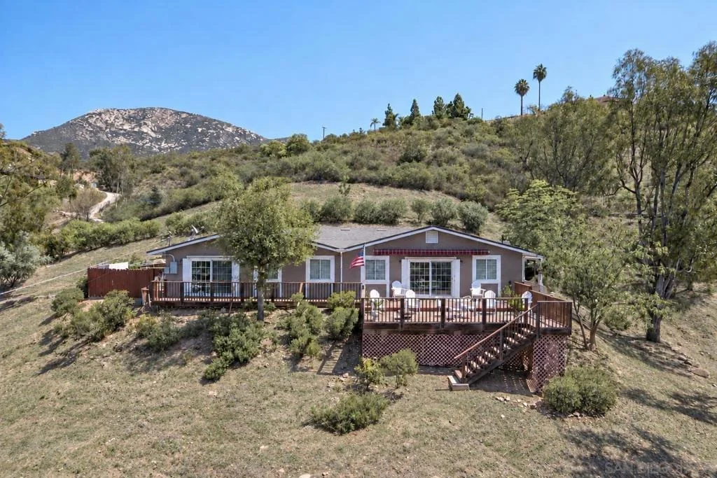 Photo of 17036 Iron Mountain