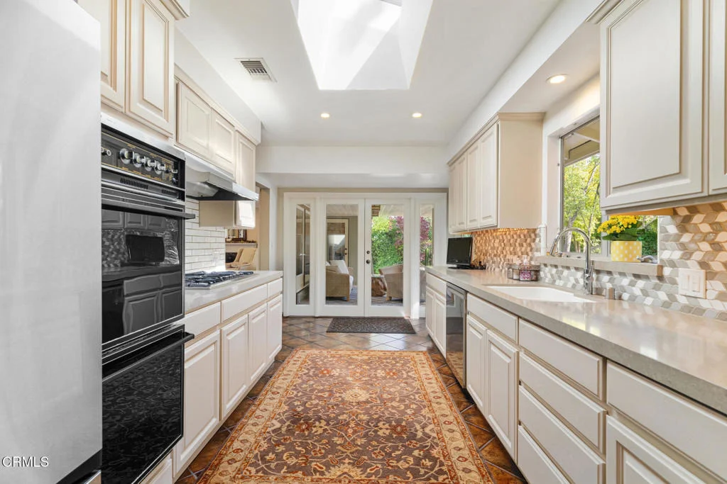 Photo of 2004 Glenview Terrace