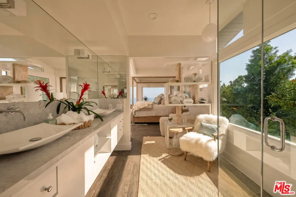 Photo of 23706 Harbor Vista Drive
