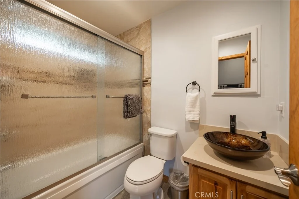 Photo of 433 Imperial Avenue