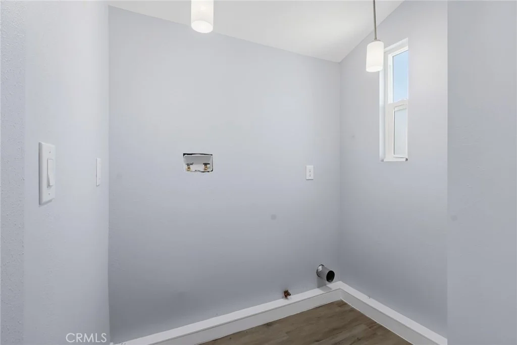 Photo of 1512 E 125th