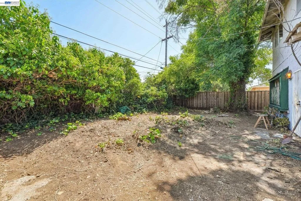 Photo of 1890 Bernice Way