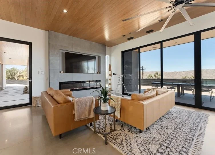 Photo of 8175 Fox Trail