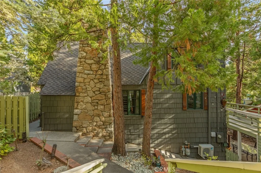 Photo of 28772 Cedar