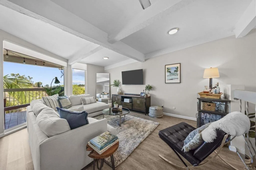 Photo of Unit 18 at 2335 Caringa Way