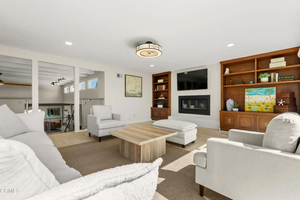 Photo of 5040 Island View Street