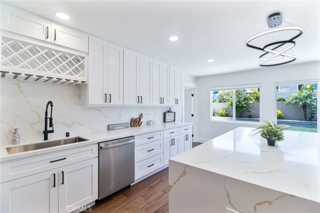 Photo of 4122 Loma