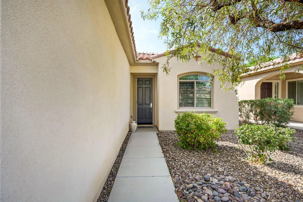 Photo of 81665 Avenida De Baile