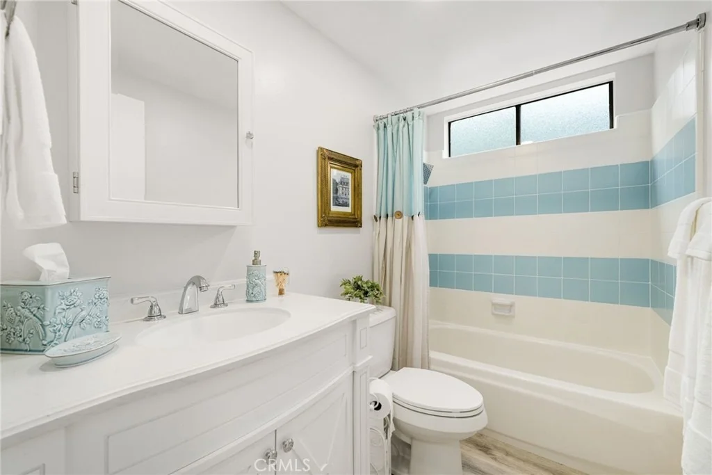 Photo of 9327 Lexington Street