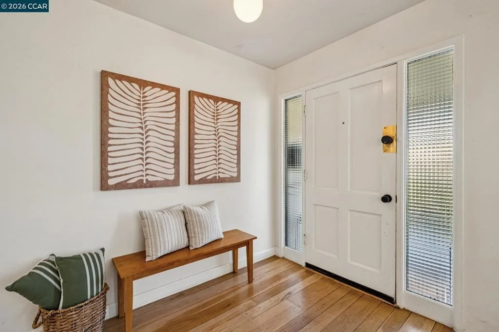 Photo of 1243 Davis Ave.