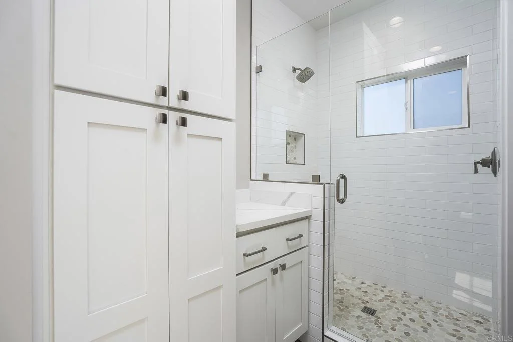 Photo of 3900 Rojo Tierra