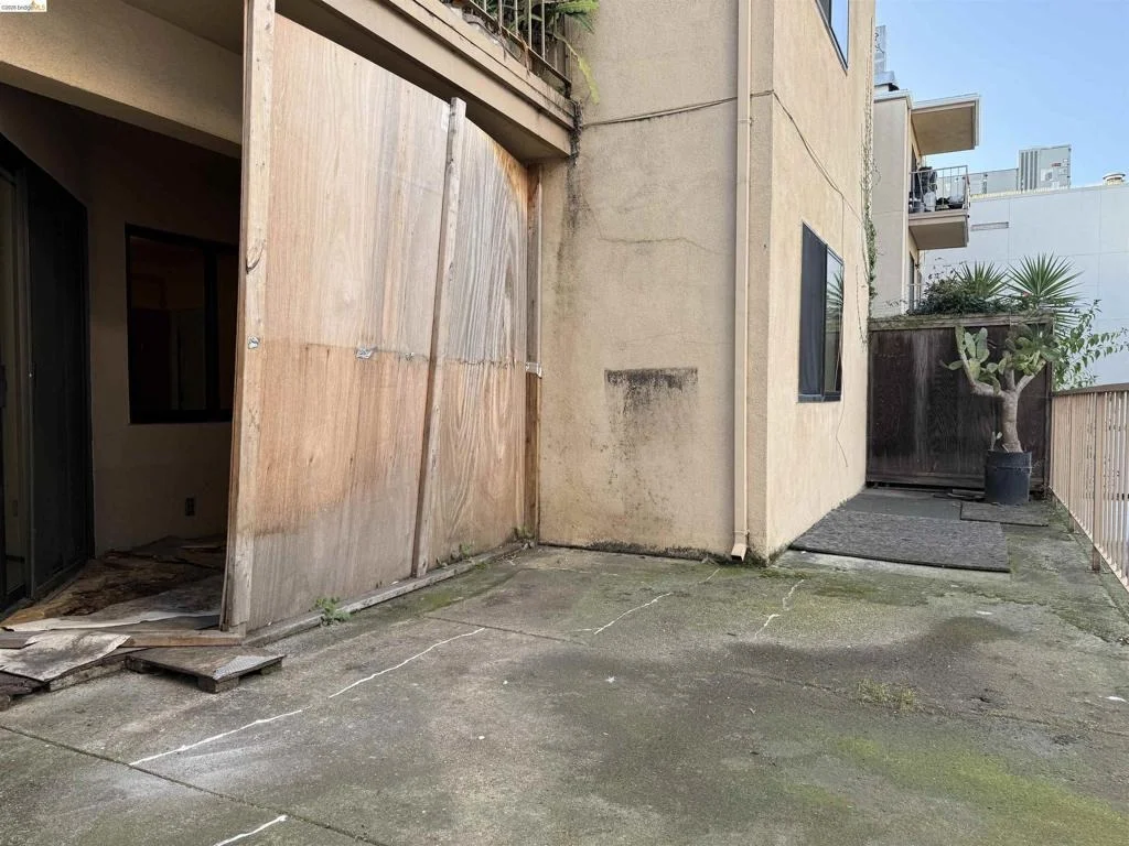 Photo of Unit 3D at 330 8Th St