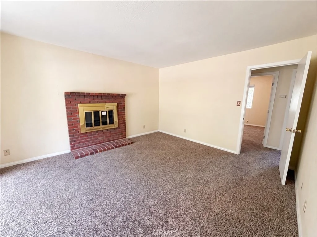 Photo of 21778 Ridge