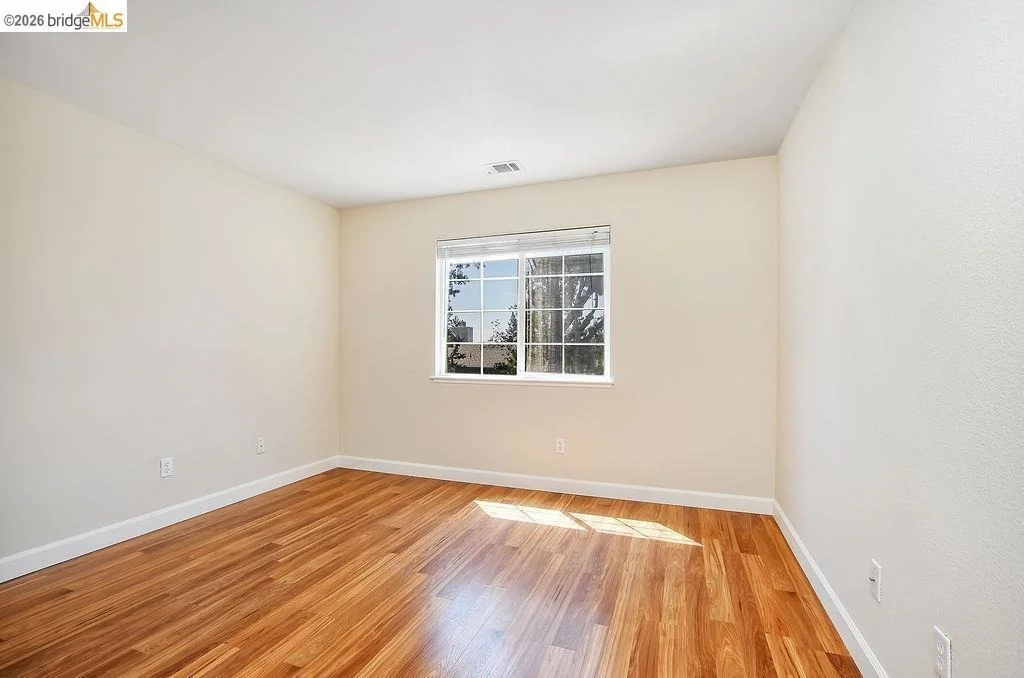 Photo of 54 Janin Pl