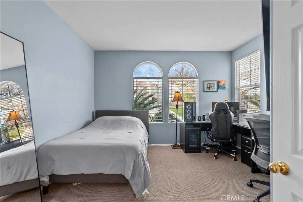 Photo of 39926 Meadowcrest Way