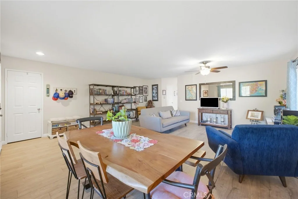 Photo of 3966 Bennett