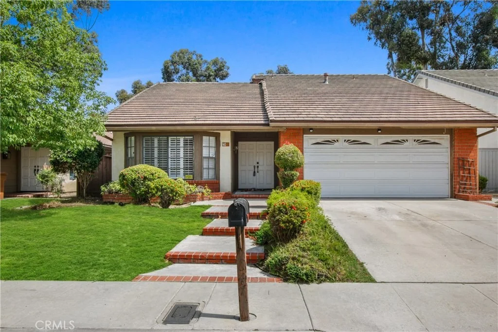 Photo of 2047 Seaview Drive