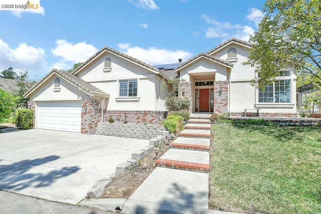 Photo of 54 Janin Pl