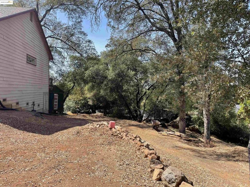 Photo of 19360 Susan Way