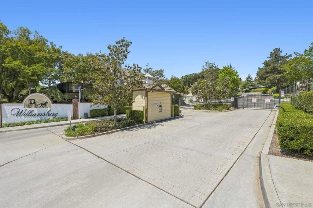 Photo of 901 Rose Arbor Drive