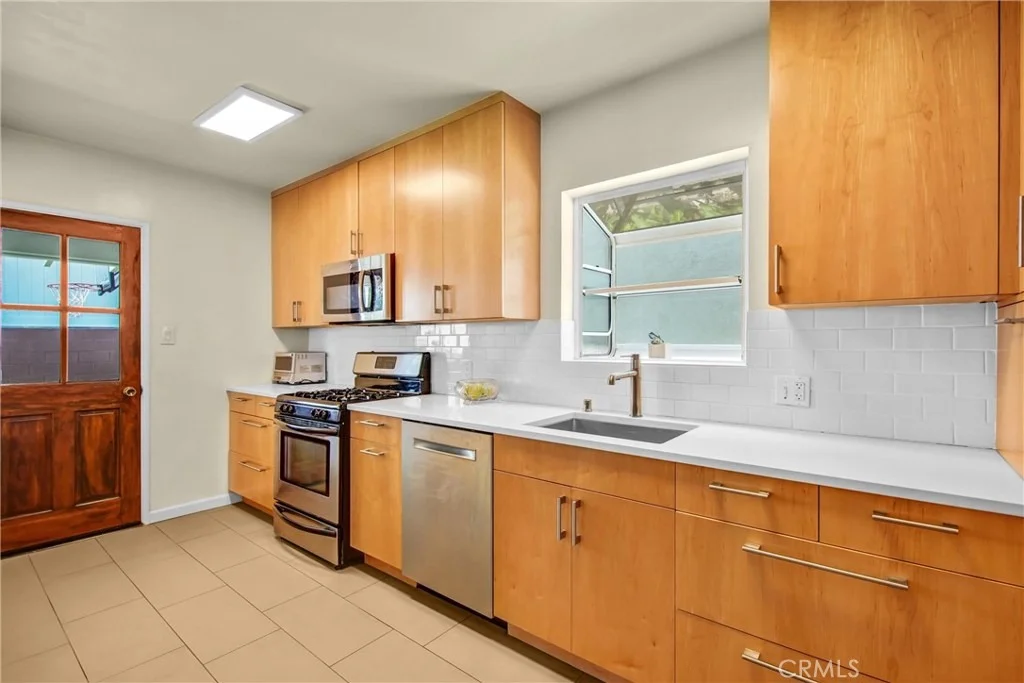 Photo of 1606 Armour