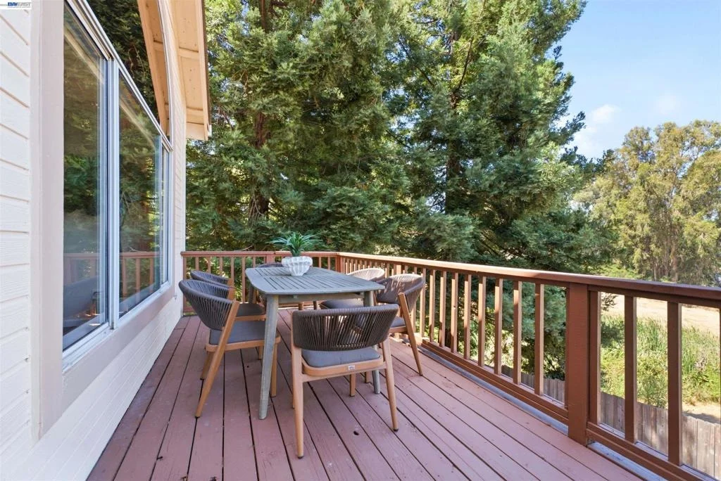 Photo of 23661 Glenbrook Lane