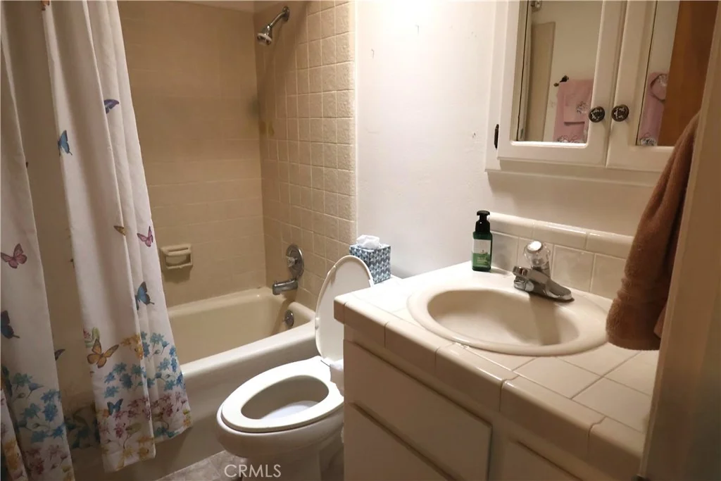 Photo of 4909 Edith Ave