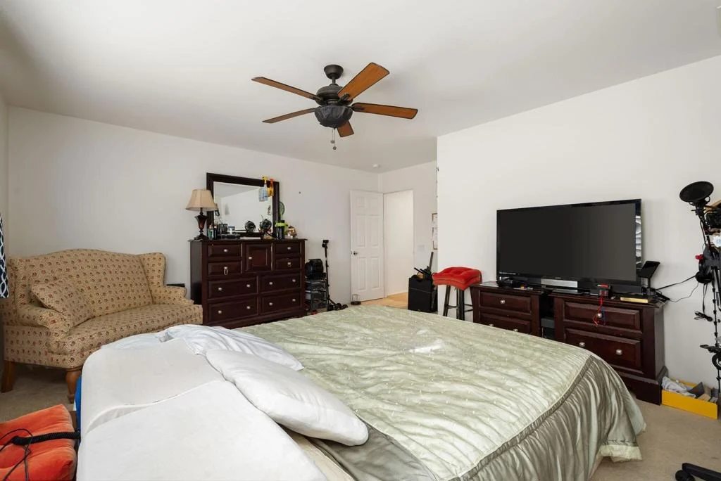 Photo of 37481 Coventry Street
