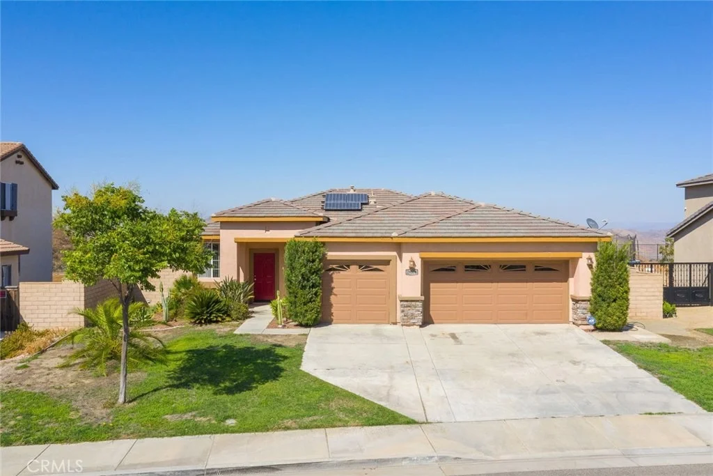 Photo of 29382 Gateway Drive