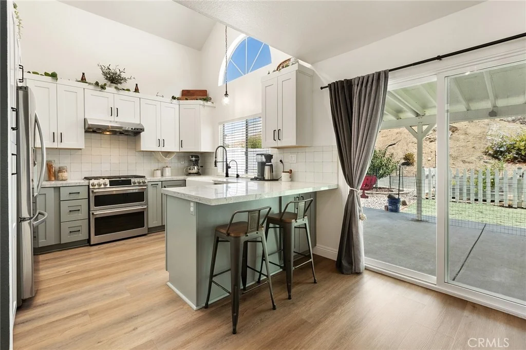 Photo of 387 Glacier Circle