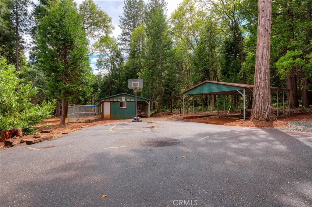 Photo of 5864 Paschal