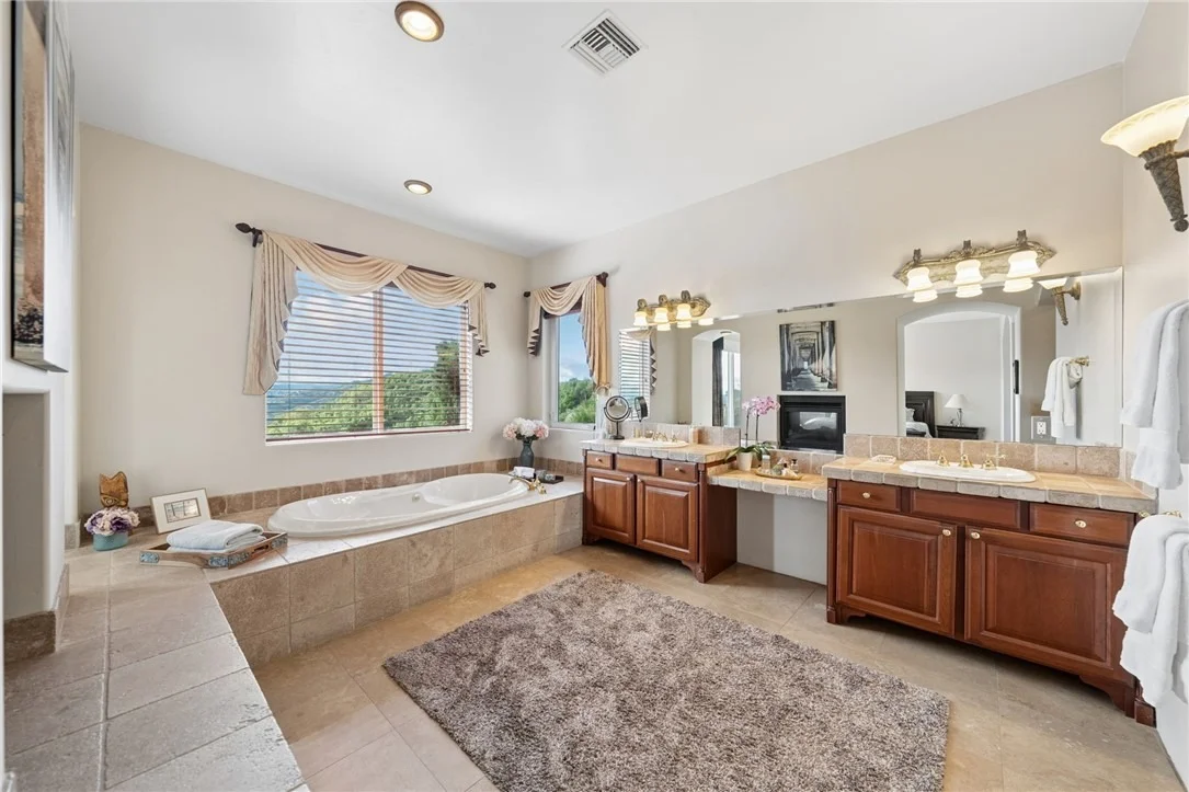 Photo of 46480 Via Vaquero