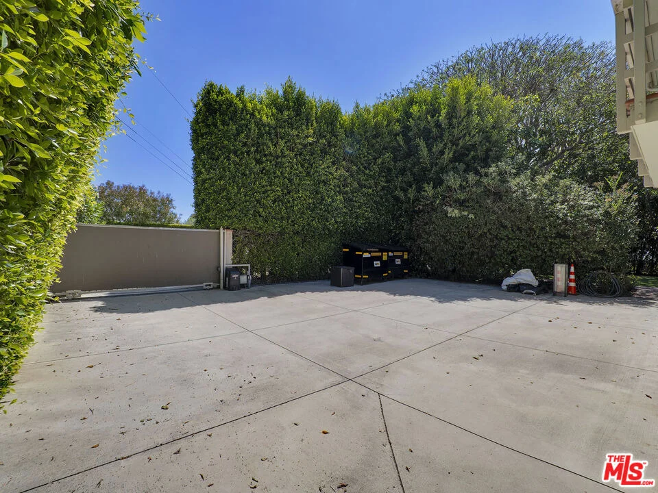 Photo of 6805 Wildlife Road