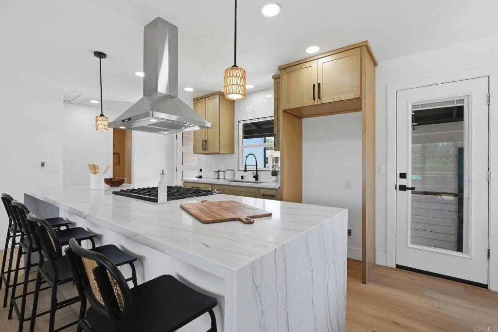 Photo of 4547 Contour Blvd