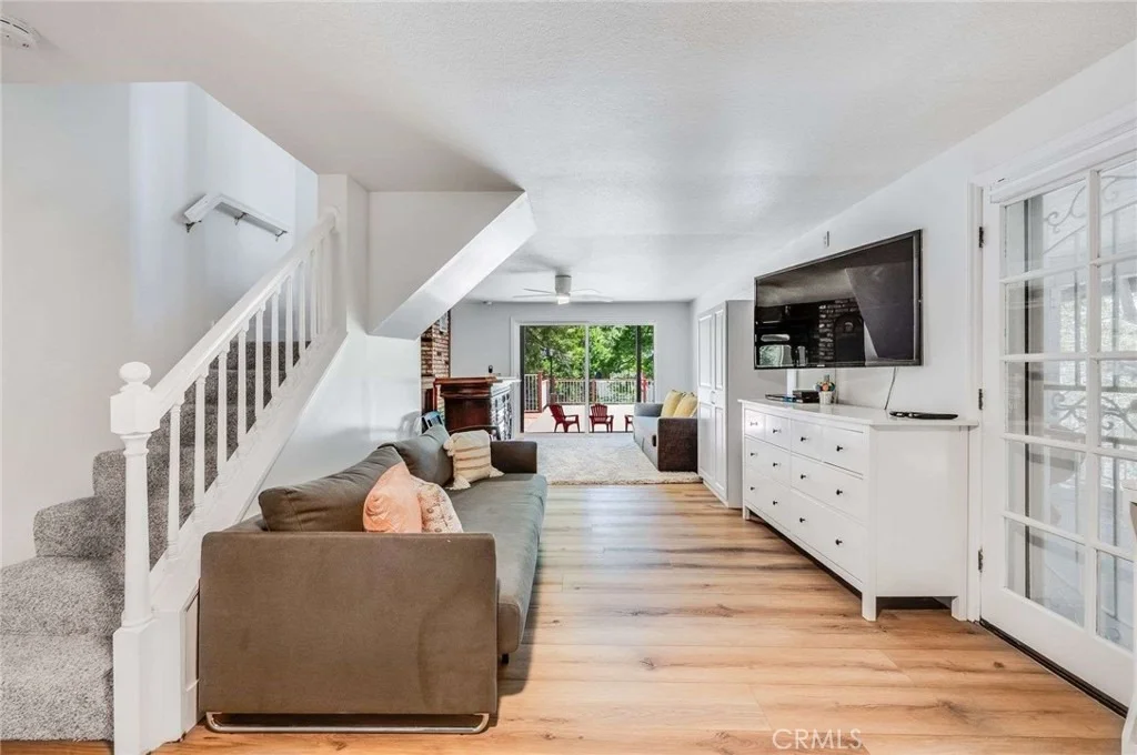 Photo of 395 Primrose