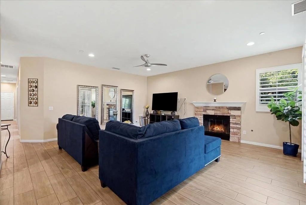 Photo of 49841 Bates Street