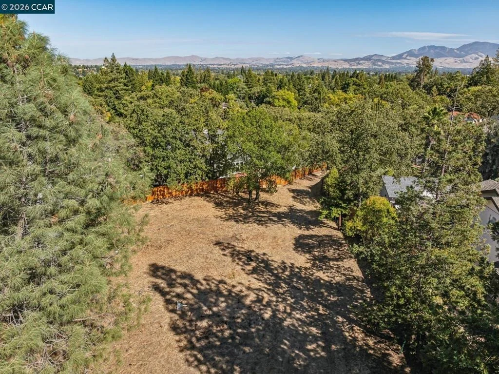 Photo of 2050 Buttner Rd