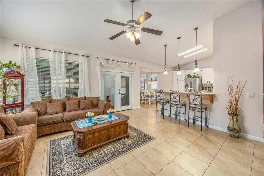 Photo of 13997 Riverside