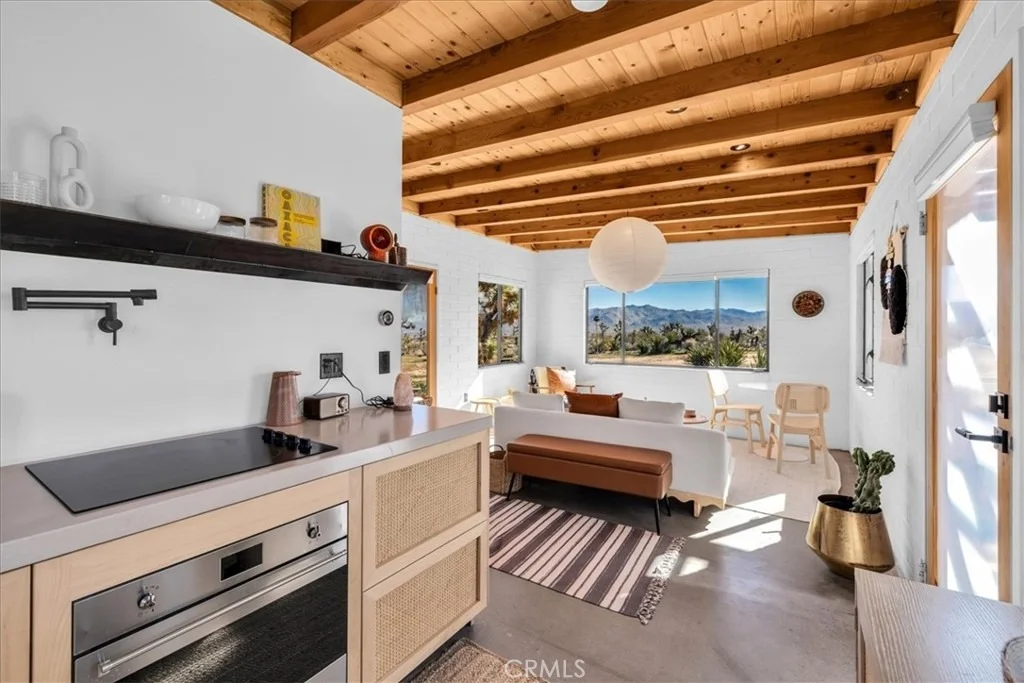 Photo of 5437 Paradise View Road