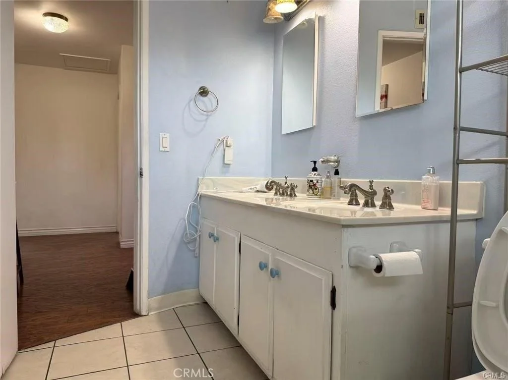 Photo of 20744 Earlgate