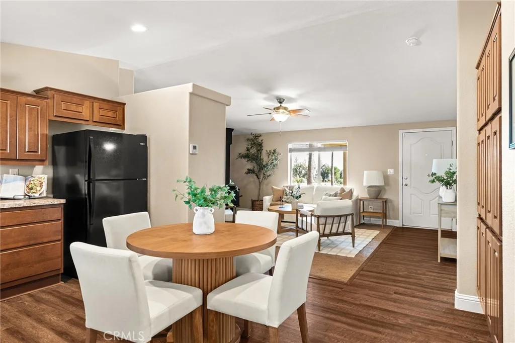 Photo of 5492 Edgewood Lane
