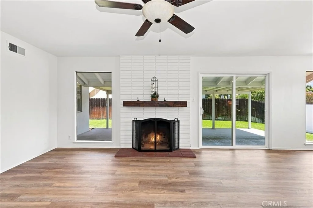 Photo of 4305 Salerno