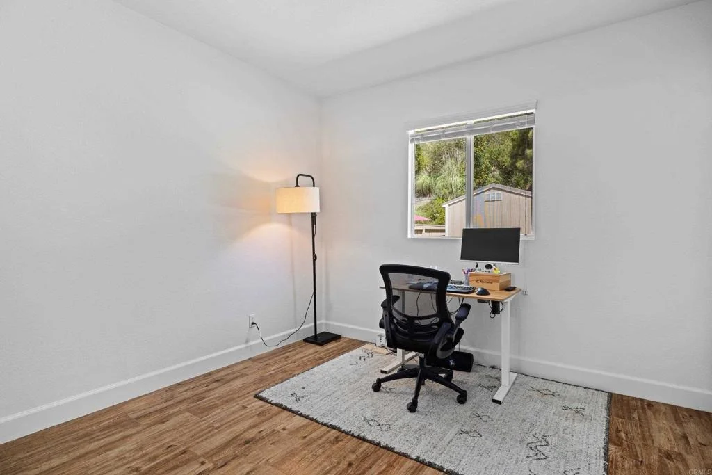 Photo of 765 Avenida Abeja